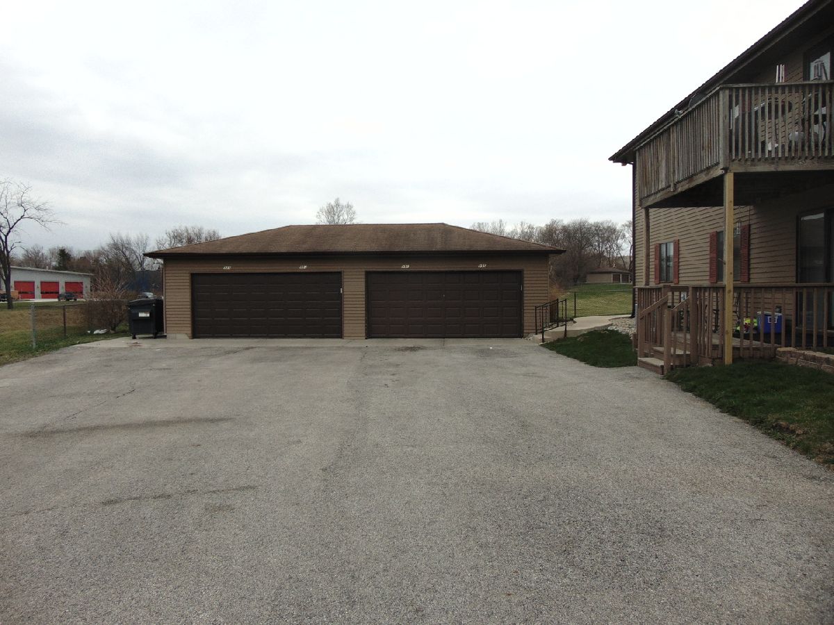 Condos & Townhomes Rented Park Place South Elgin Illinois, 995 Kane