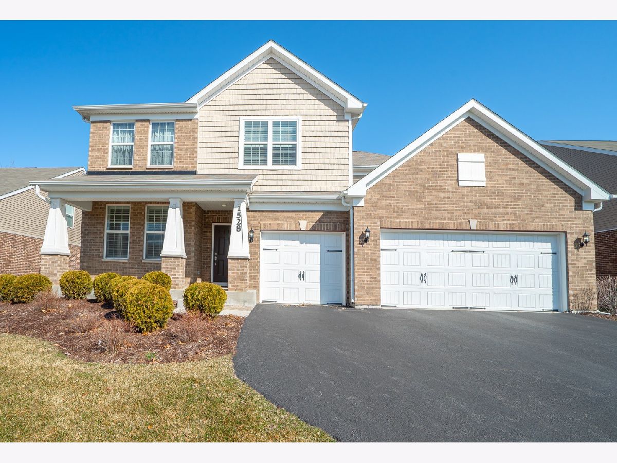 Homes Sold Timbers Edge Woodridge Illinois, 1528 Balsam