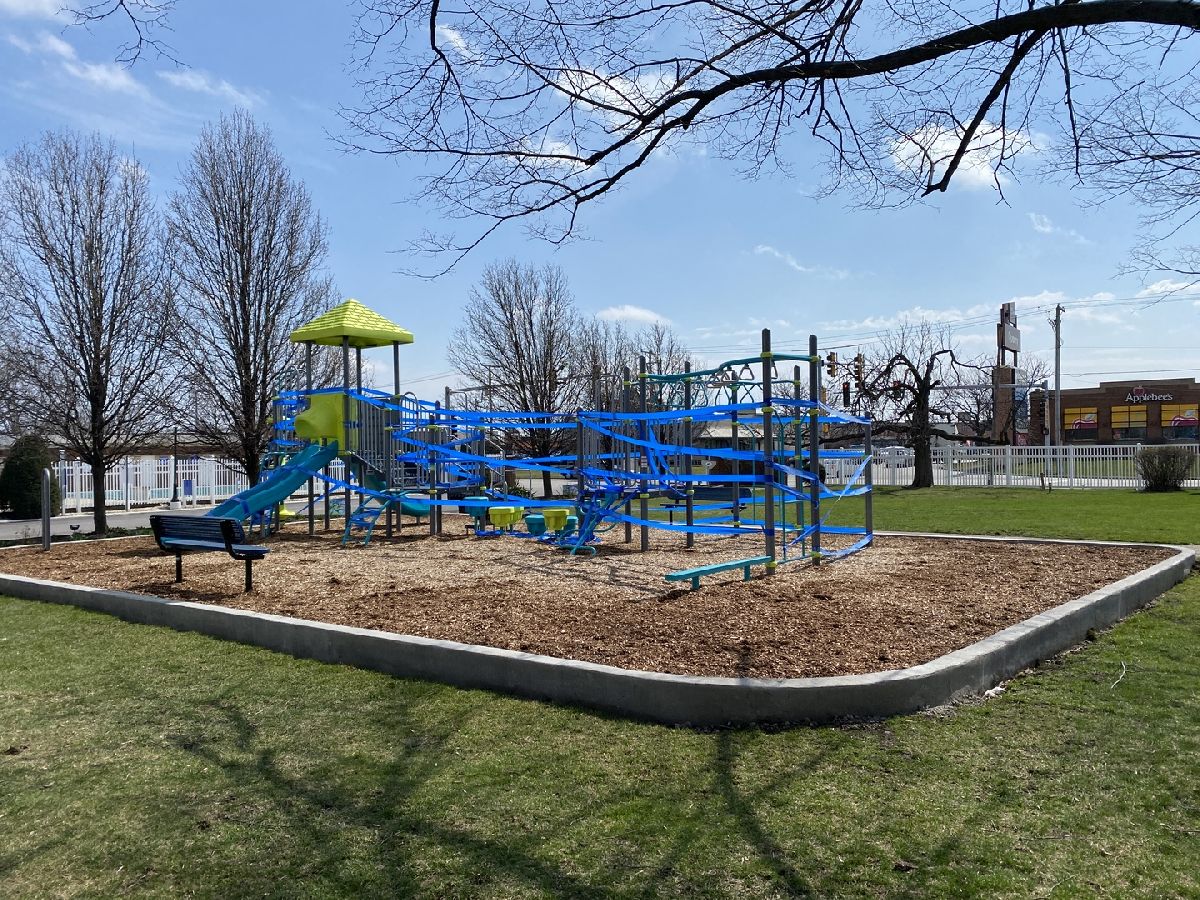 Subdivision Sold Country Club Park Countryside Illinois, 34 Country Club