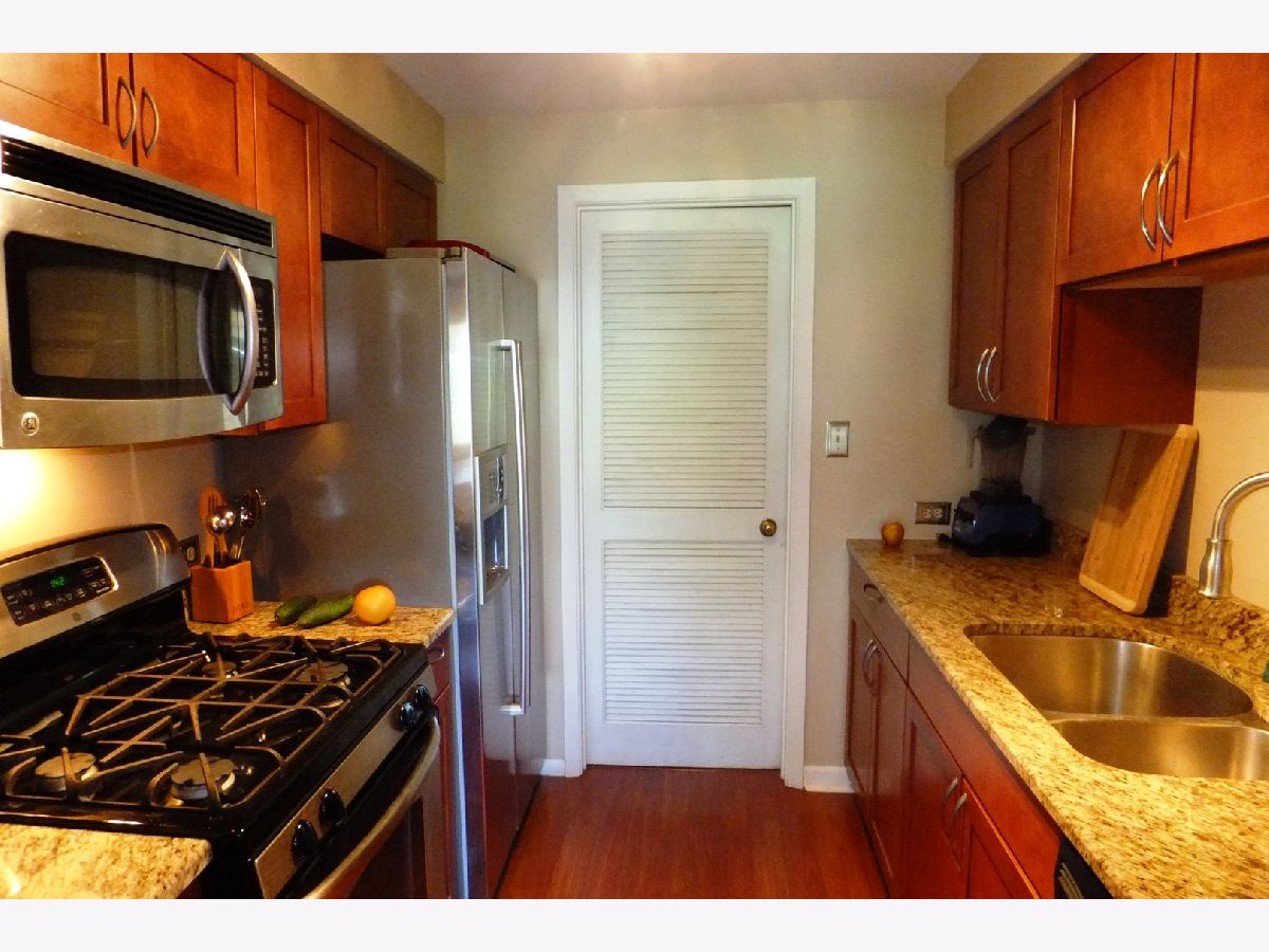 Townhomes & Condos Sold Buttercreek Hoffman Estates Illinois, 312 Grissom