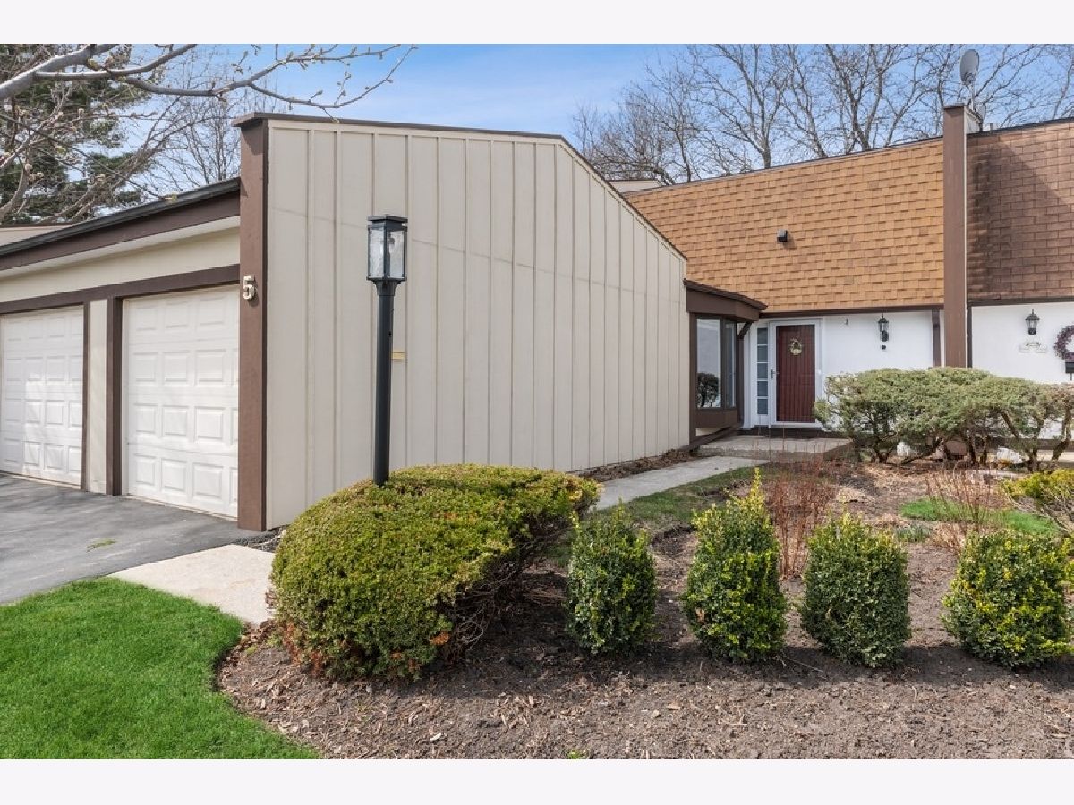 Acacia Indian Head Park IL, Townhomes For Sale & For Rent Sadie