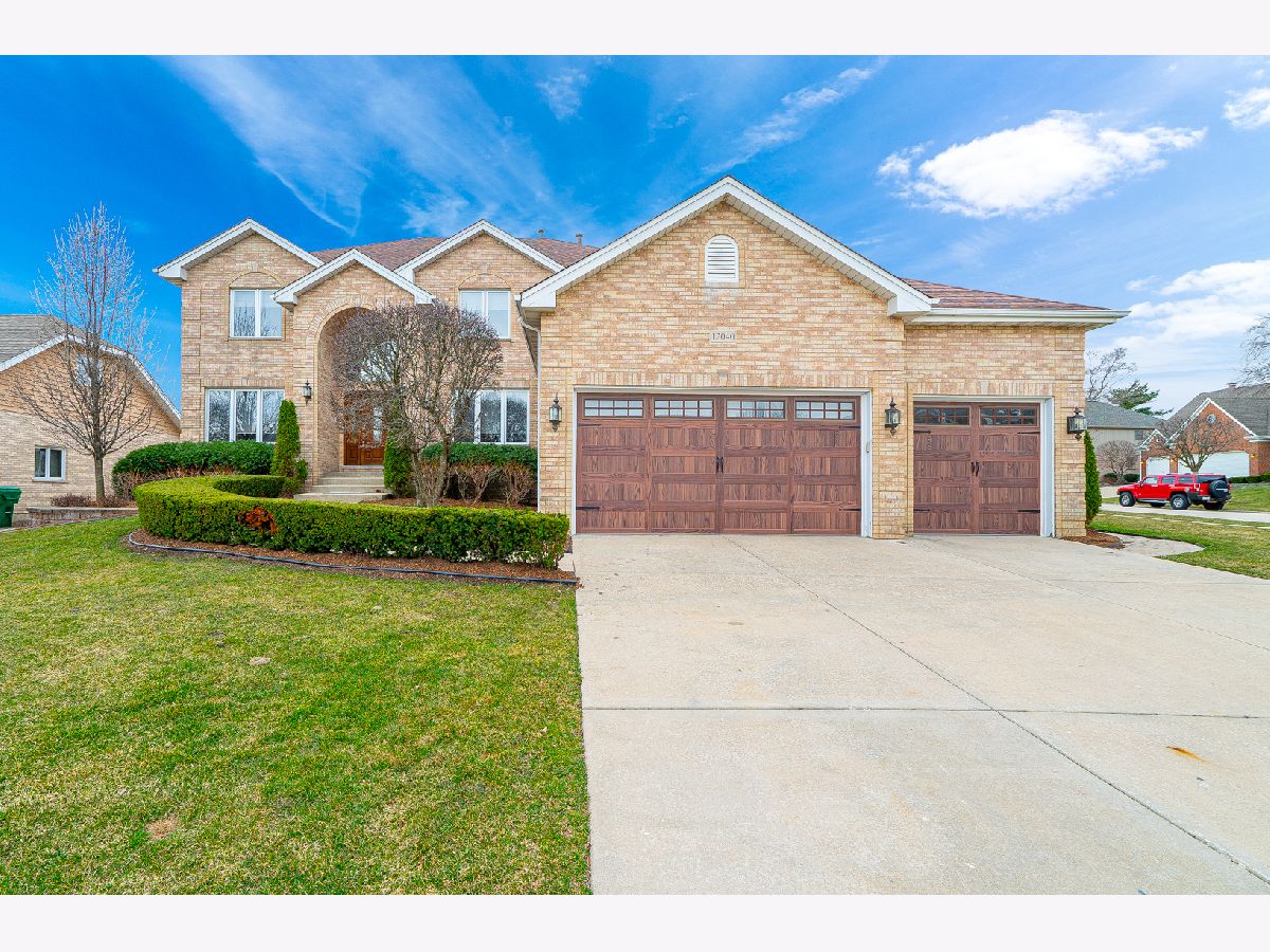 Homes Sold Pineview Hills Homer Glen Illinois, 12040 Flint