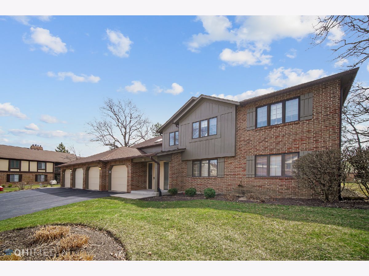 Oak Hills Palos Heights IL, Condos & Townhomes For Sale & For Rent