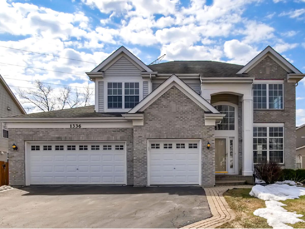 Homes Sold Prestonfield West Chicago Illinois, 1336 Snowberry