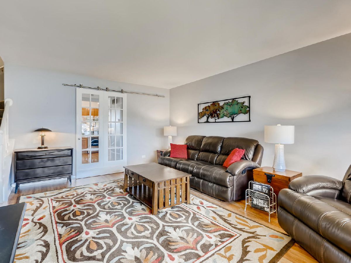 Townhomes Sold Carlisle Cove Schaumburg Illinois, 521 Queens