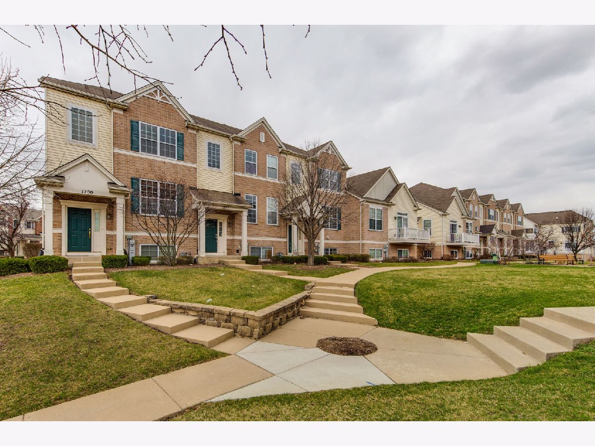 Church Street Station Hanover Park IL, Townhomes For Sale & For Rent