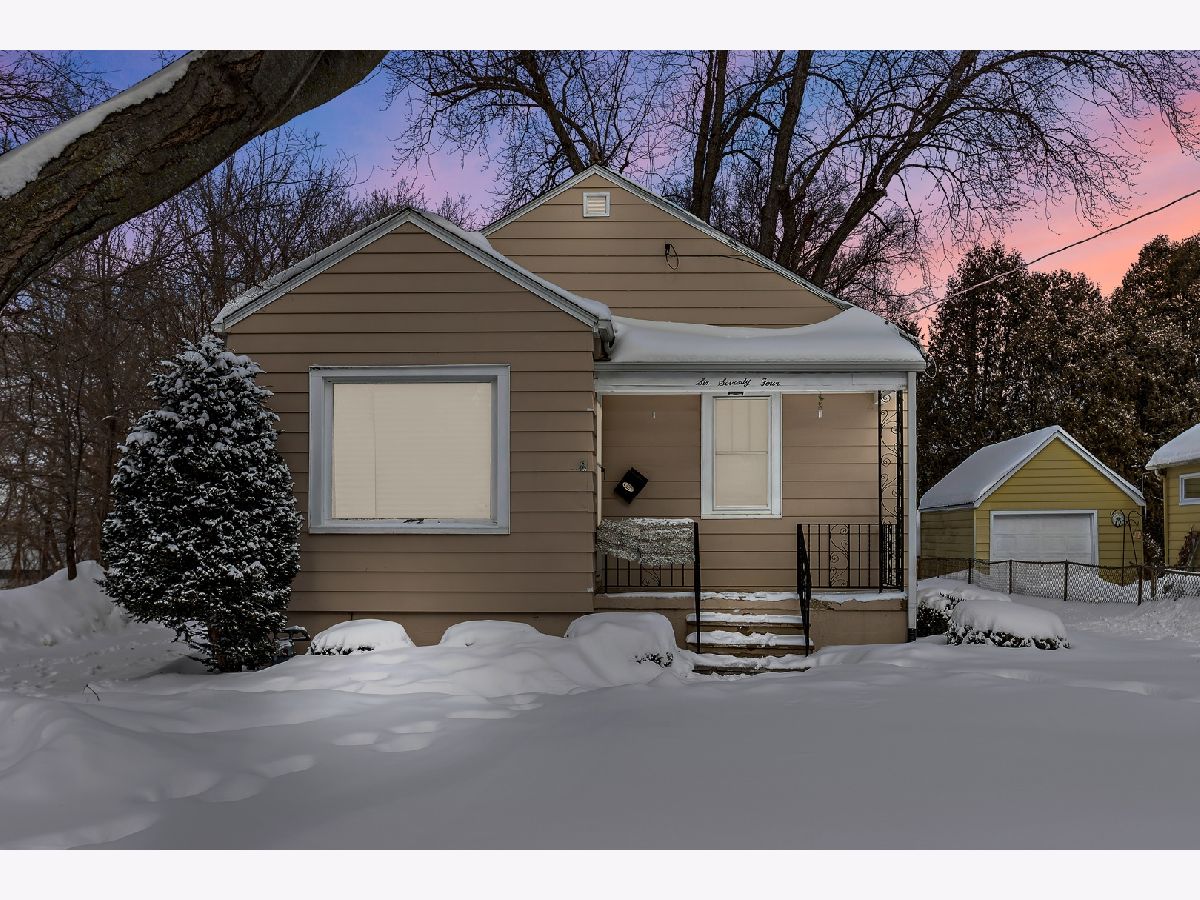 Homes Sold Trout Park Elgin Illinois, 674 Parkway