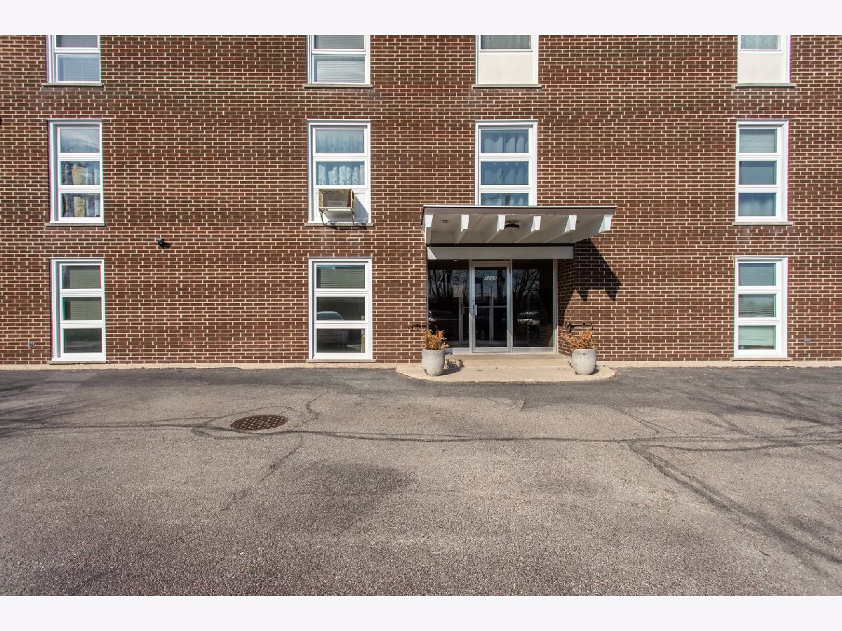Condominiums Sold Northwest Terrace Chicago Illinois, 7225 Higgins