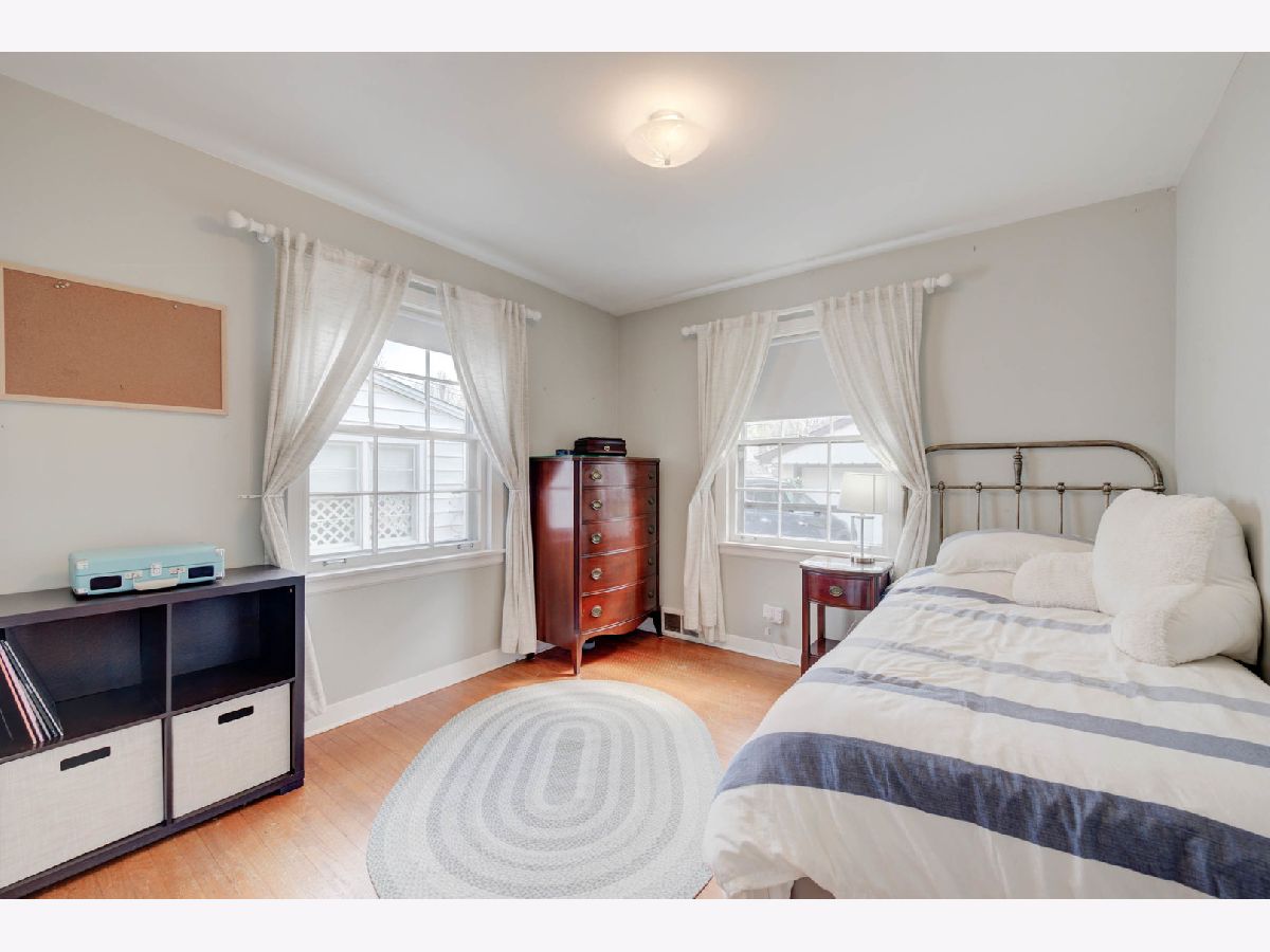Homes Sold Laudymont Terrace Arlington Heights Illinois, 729 Vail