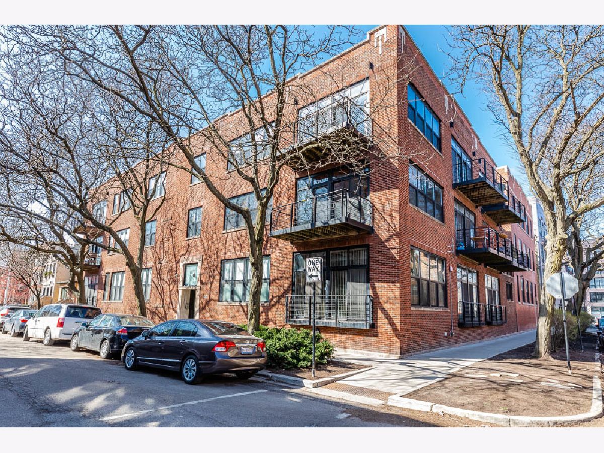 Condominiums Sold Ironwerks Lofts Chicago Illinois, 1670 Claremont