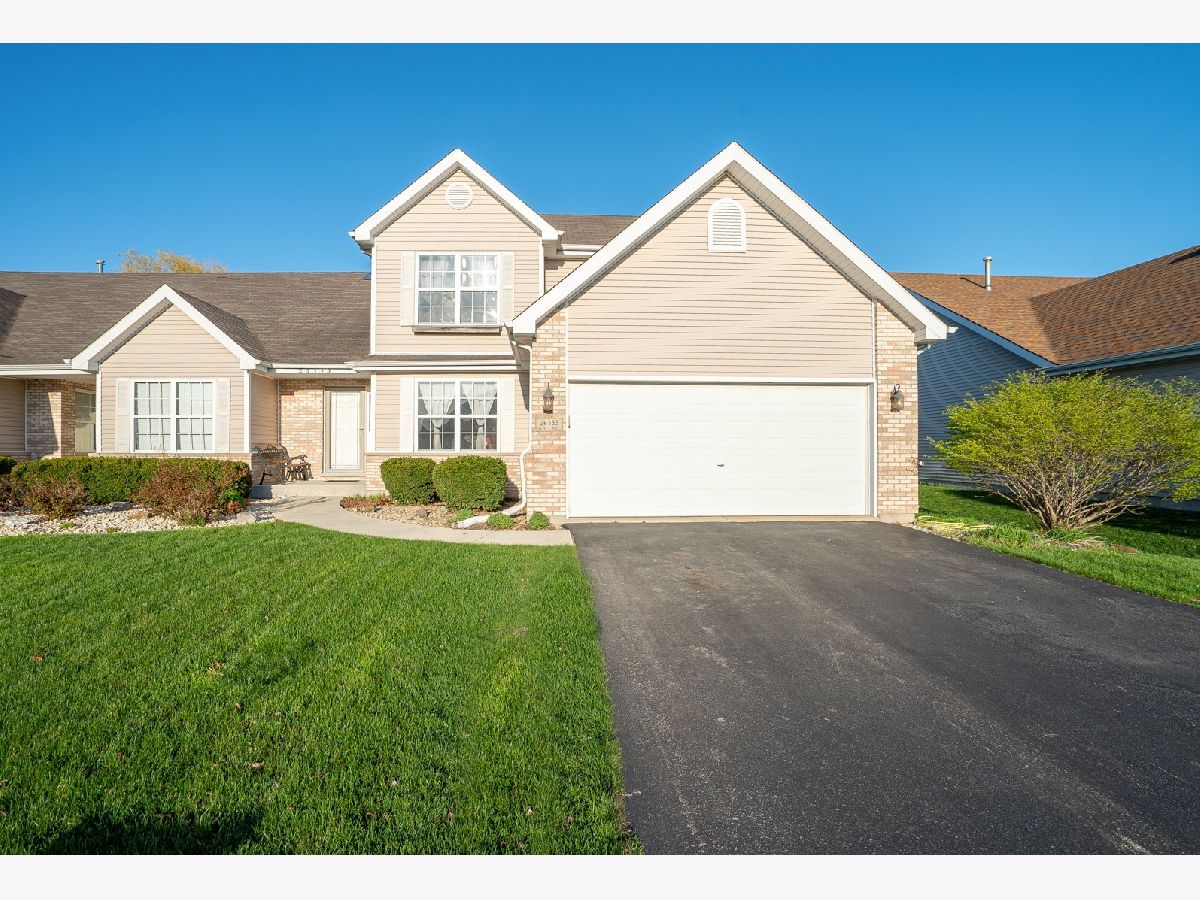 Homes & Condos & Townhomes Sold Mckinley Oaks Channahon Illinois, 26333 Ivy