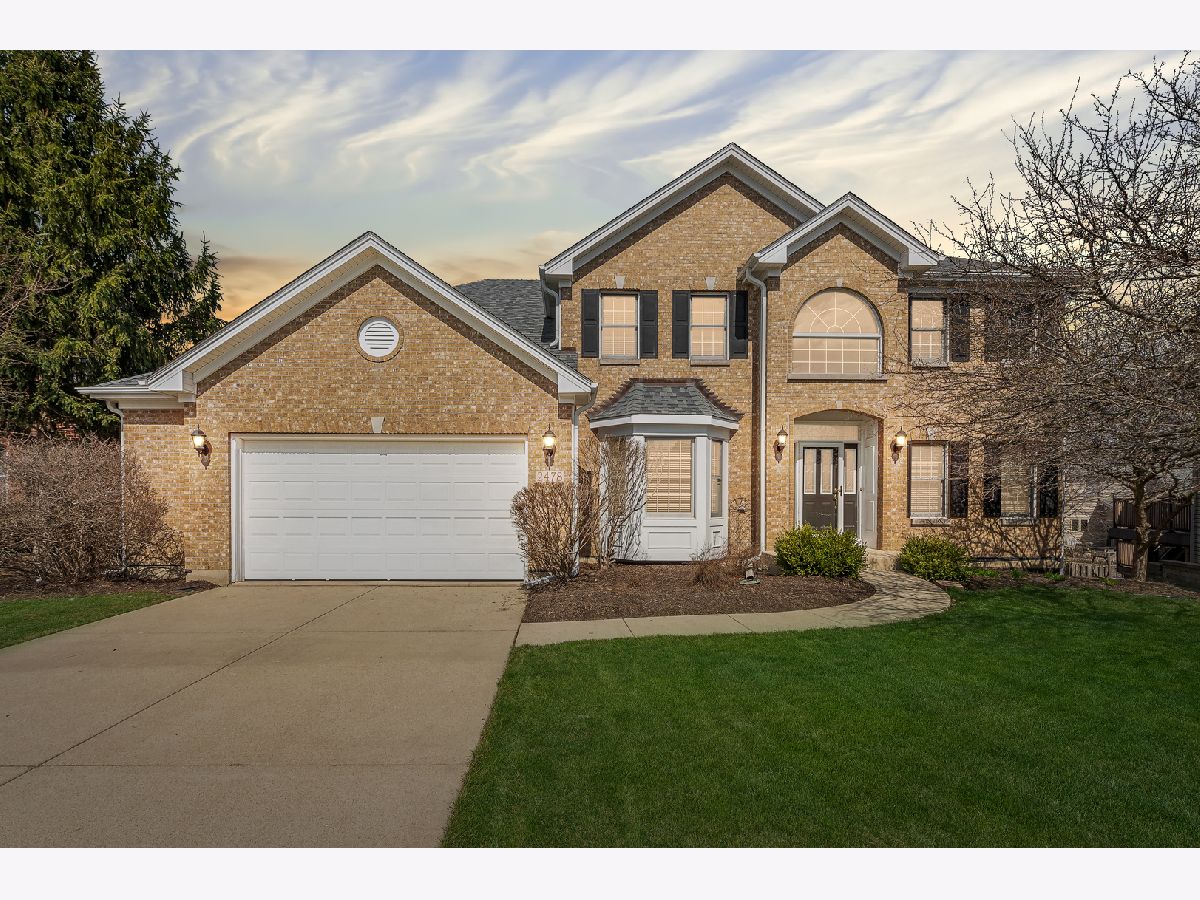 Homes Sold Wheatlands-summit Chase East Aurora Illinois, 2478 Warwick
