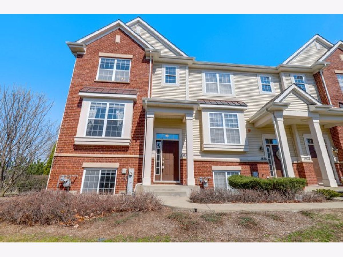Townhomes Sold Willow Place Wheeling Illinois, 1938 Potomac