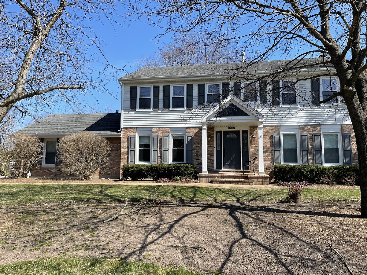 Homes Sold Saddle Hill Farm Libertyville Illinois, 1628 Saddle Hill