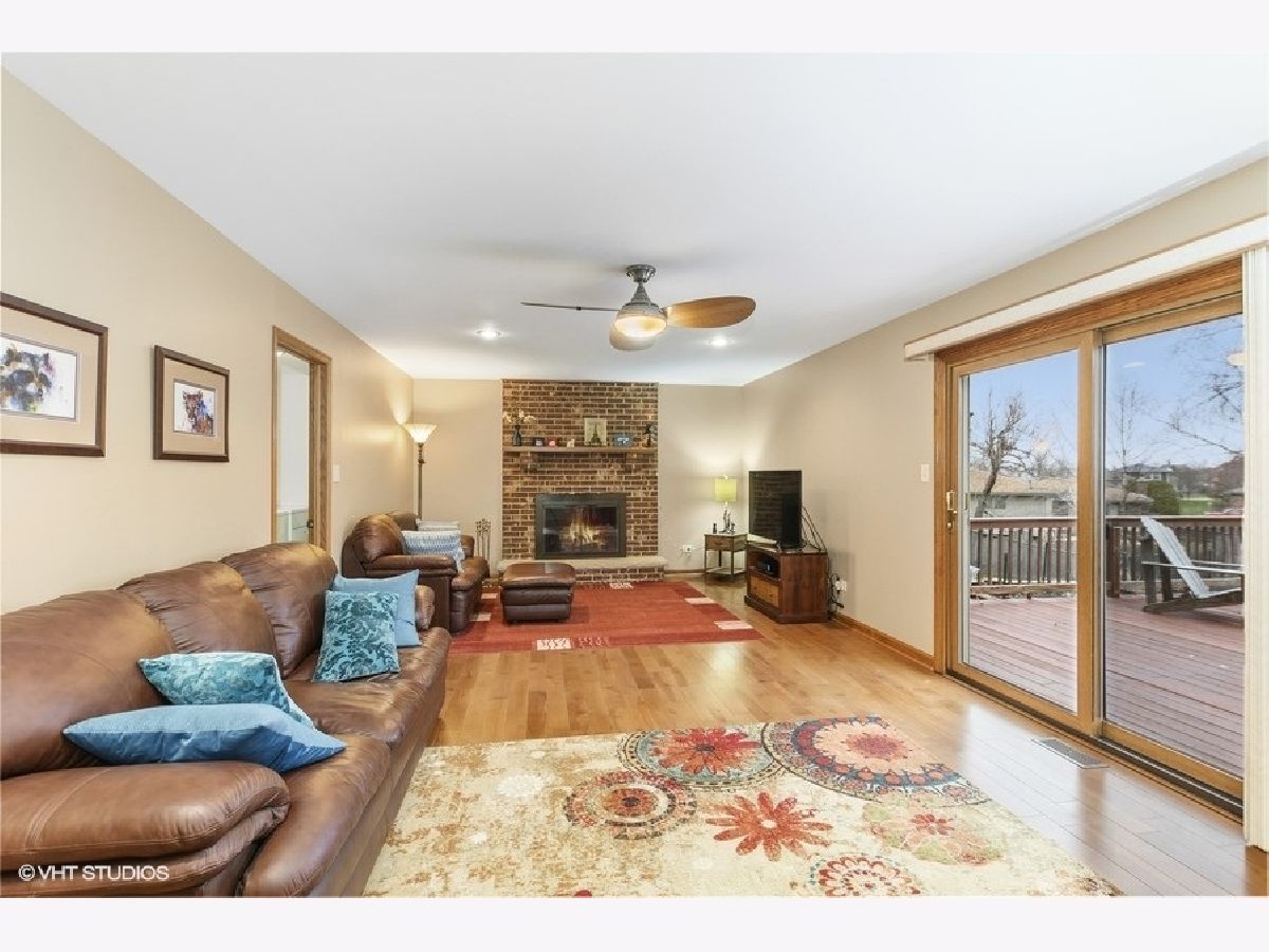 Homes Sold Pinewood East Orland Park Illinois, 14415 Pineview