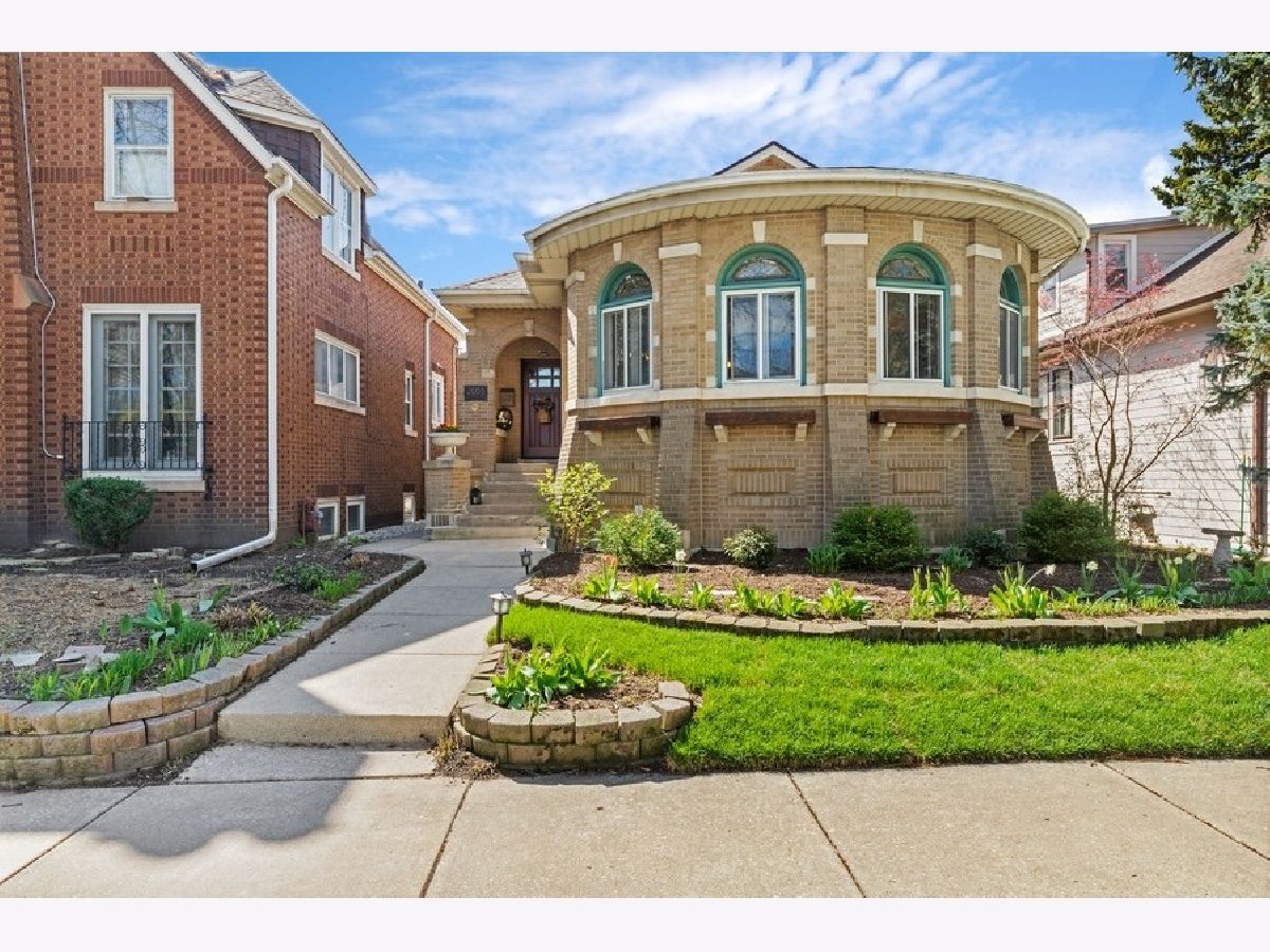 Homes & Condominiums Sold Indian Boundary Park Chicago Illinois, 2605 Coyle