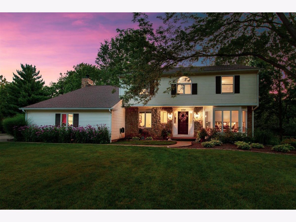 Homes Sold Woodfield West Mahomet Illinois, 404 Deer Run