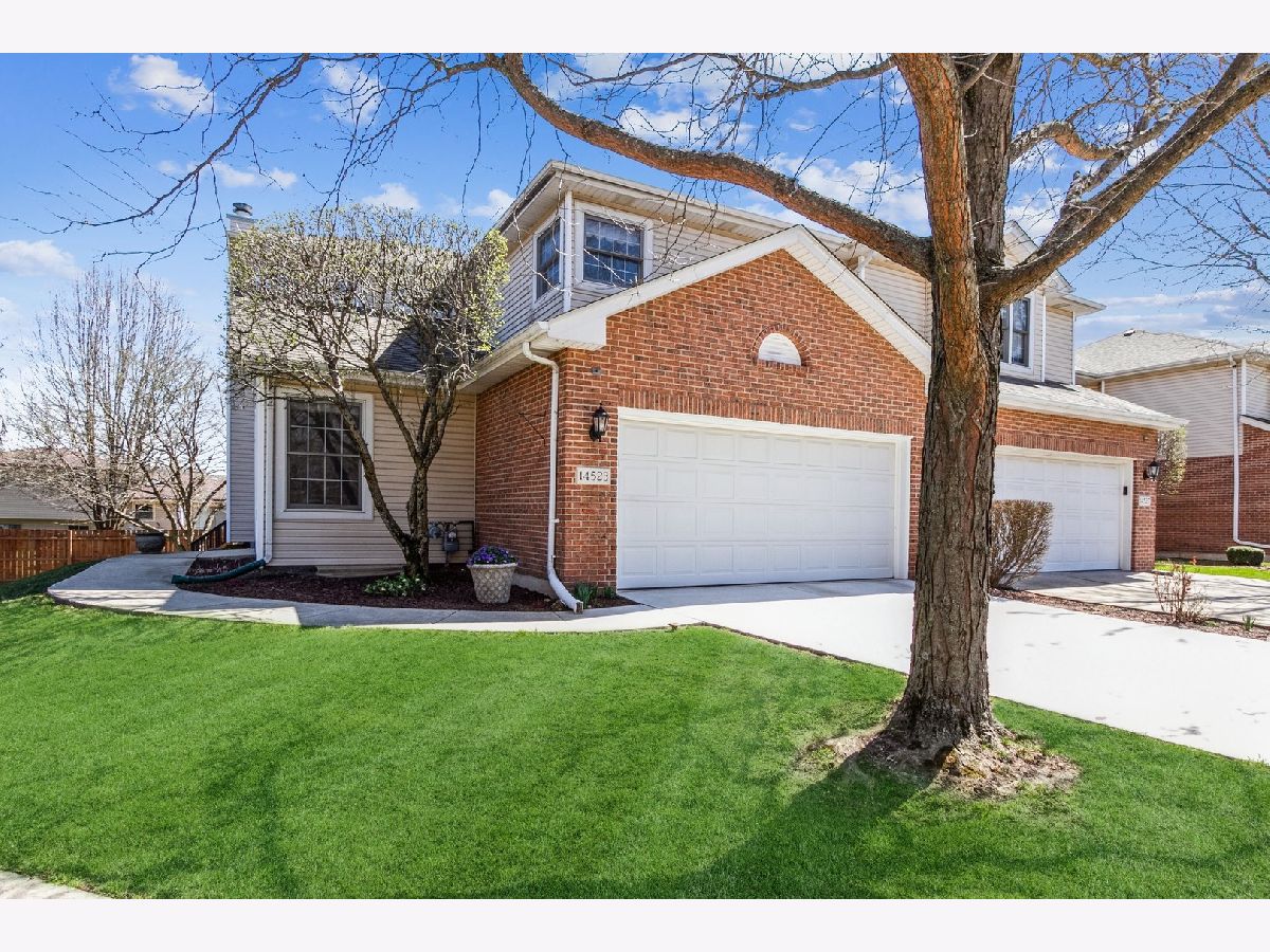 Townhomes Sold Oak Forest Club Oak Forest Illinois, 14523 Club Circle