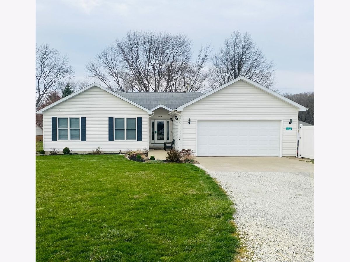 Homes Sold Crooked Creek Dewey Illinois