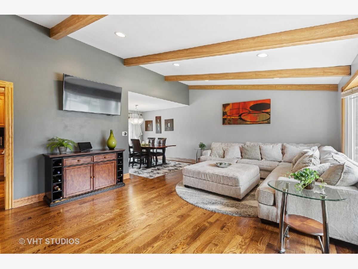  Sold Norwood Park Township Illinois, 5665 Crescent