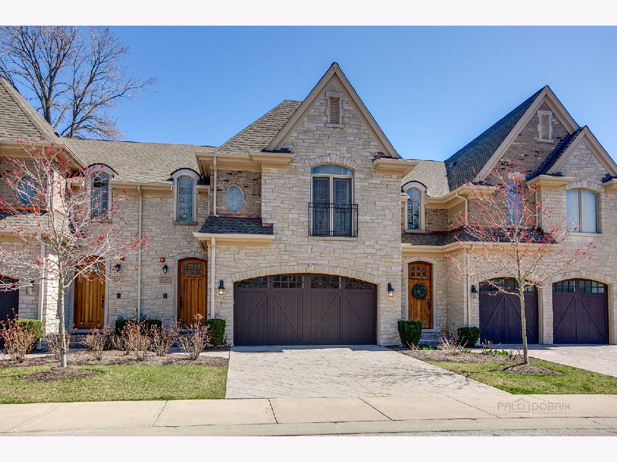 Townhomes Sold River Glen Vernon Hills Illinois, 1261 Caroline