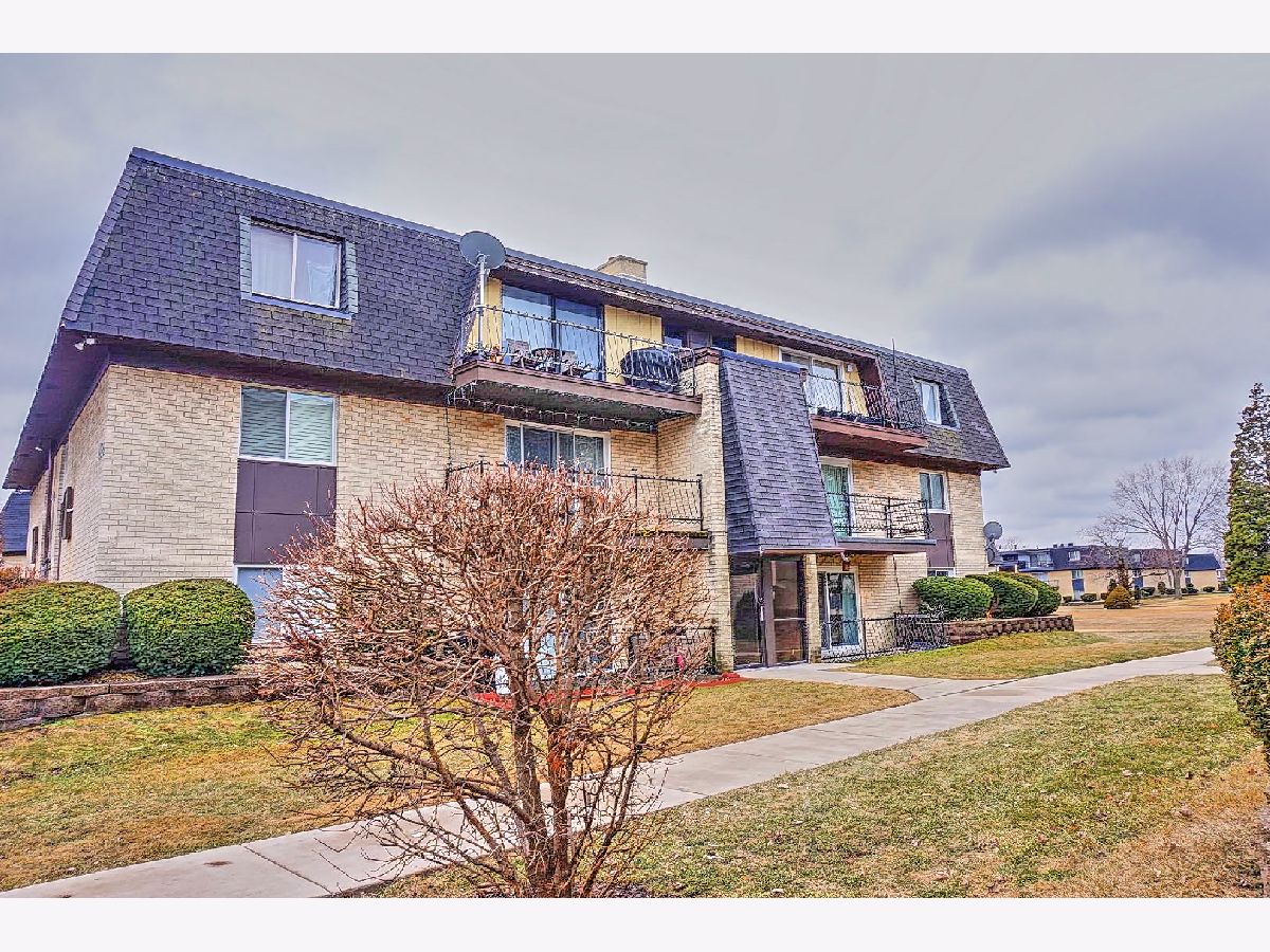 Townhomes Sold Riviera Palos Hills Illinois, 11121 84th