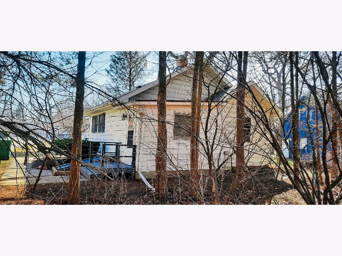 Homes Sold Powells Druce Lake Lake Villa Illinois, 18854 Park Crescent
