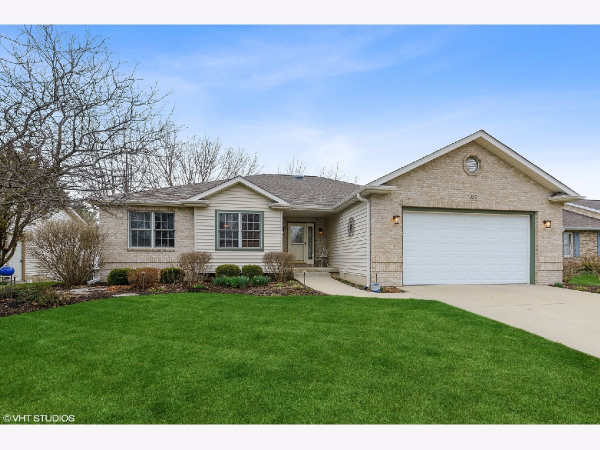 Homes Sold Landahl Sycamore Illinois, 135 Wendy