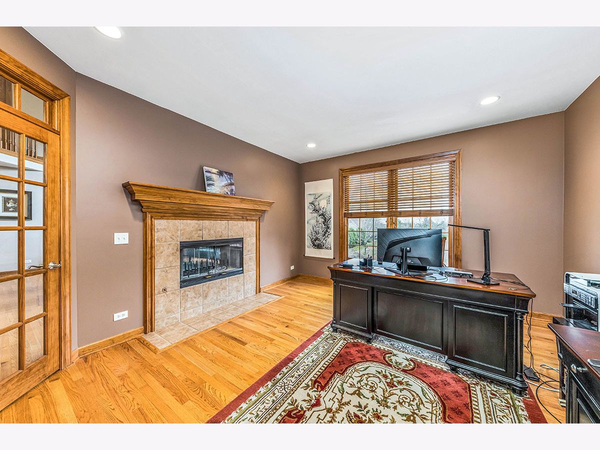 Homes Sold Willow Glen Lisle Illinois, 5125 Radcliff