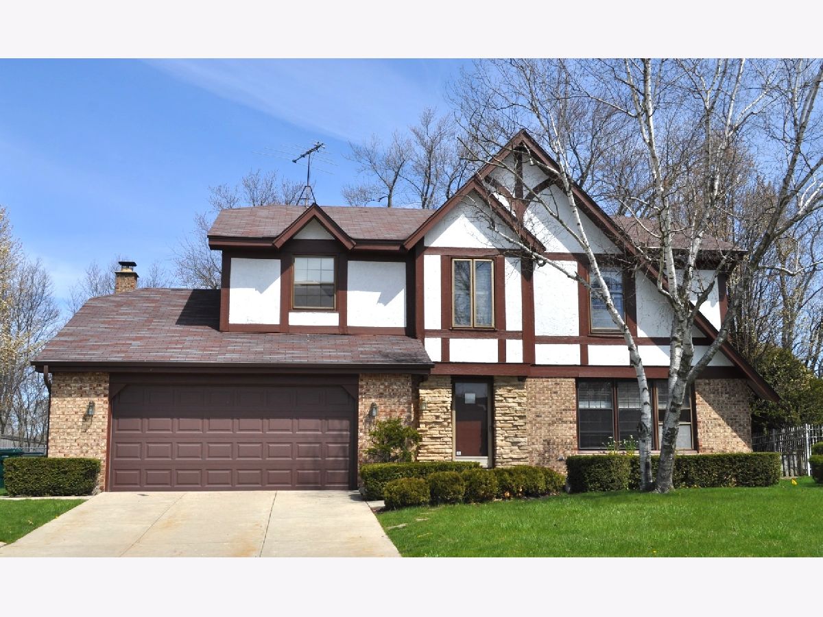 Homes Rented Huntington Northbrook Illinois, 3730 Russett
