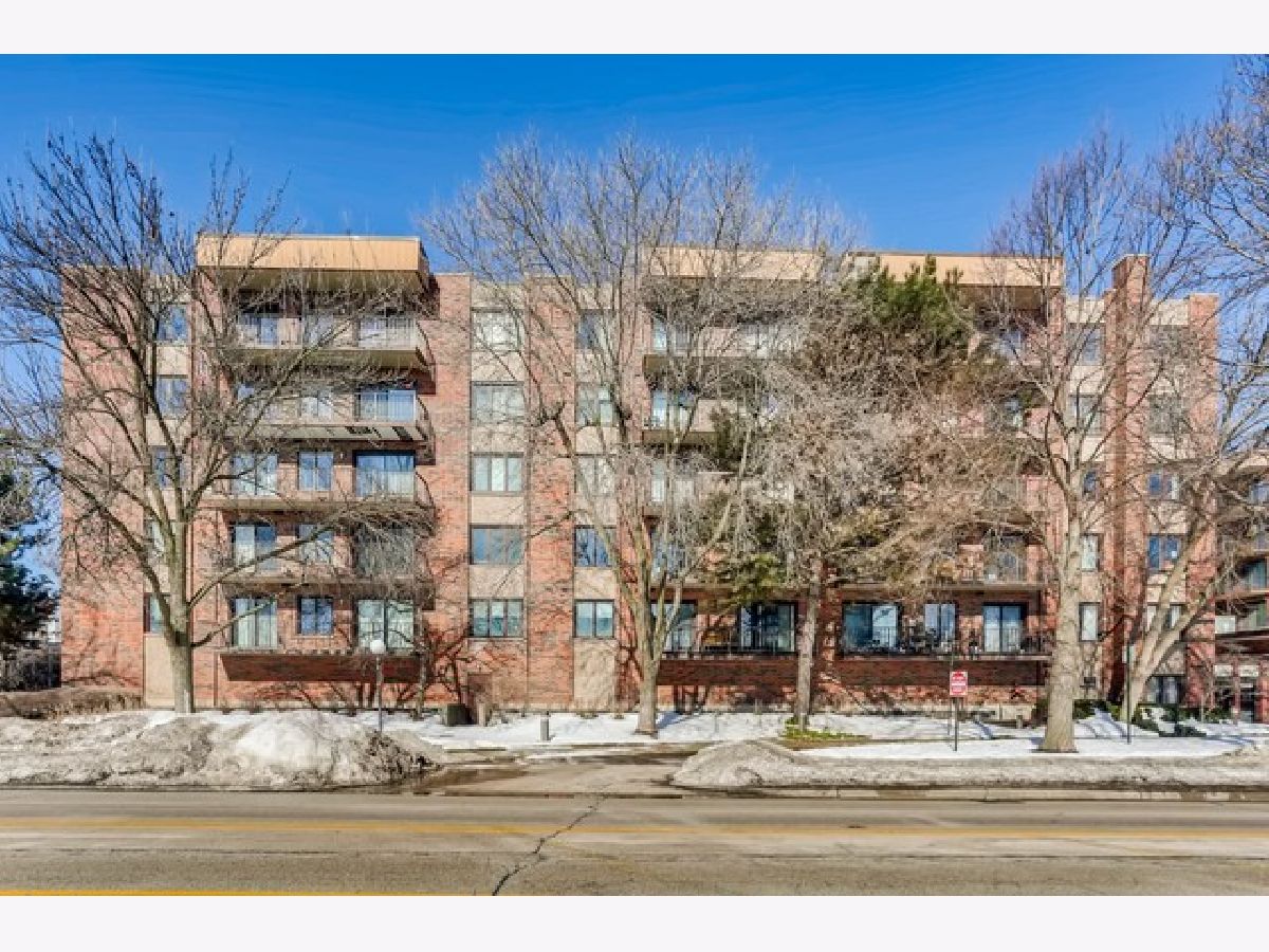 Condominiums Sold North Shore Towers Skokie Illinois, 9558 Gross Point
