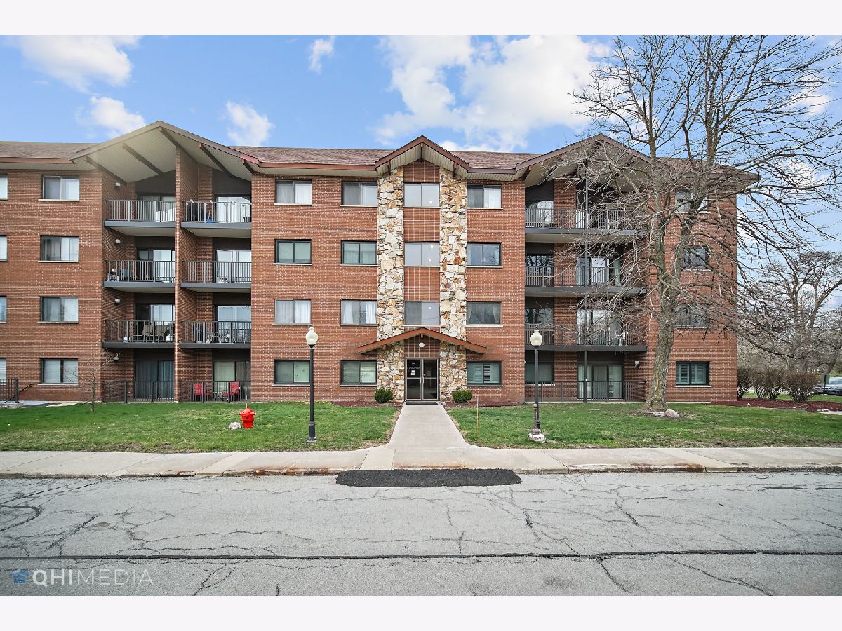 Condos & Townhomes & Homes Sold Flosswood Homewood Illinois, 2301 183rd