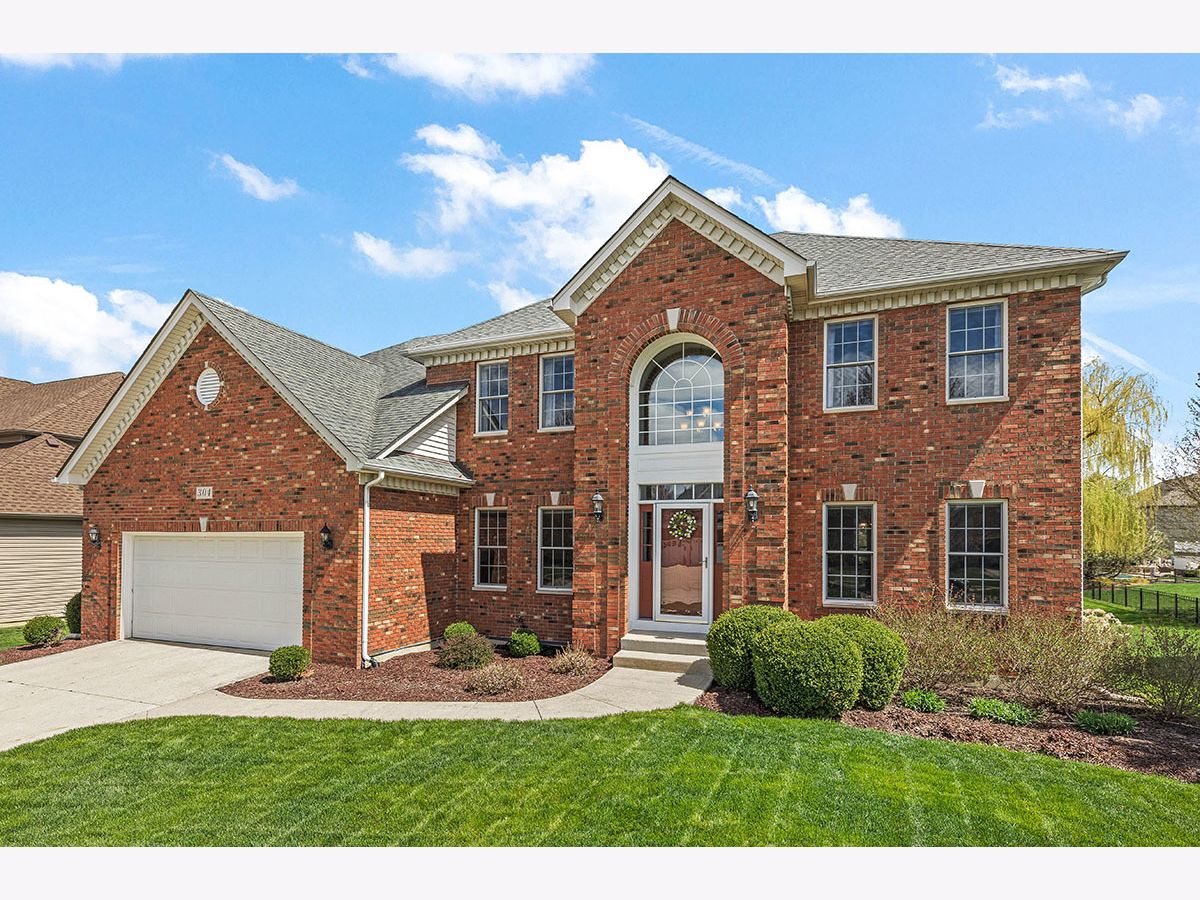 Homes Sold White Pines Oswego Illinois, 304 White Pines