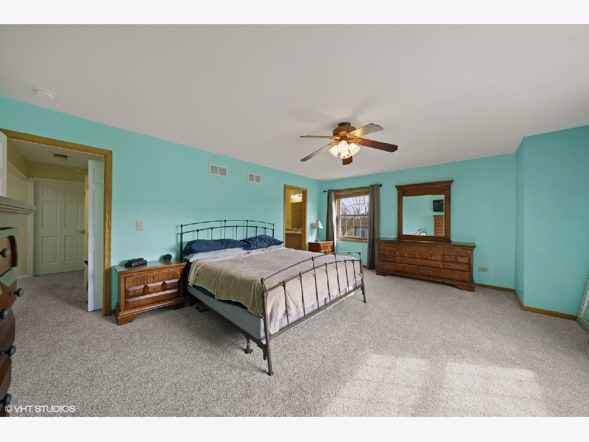 Homes Sold Chesapeake Landing Roselle Illinois, 95 Rosewood