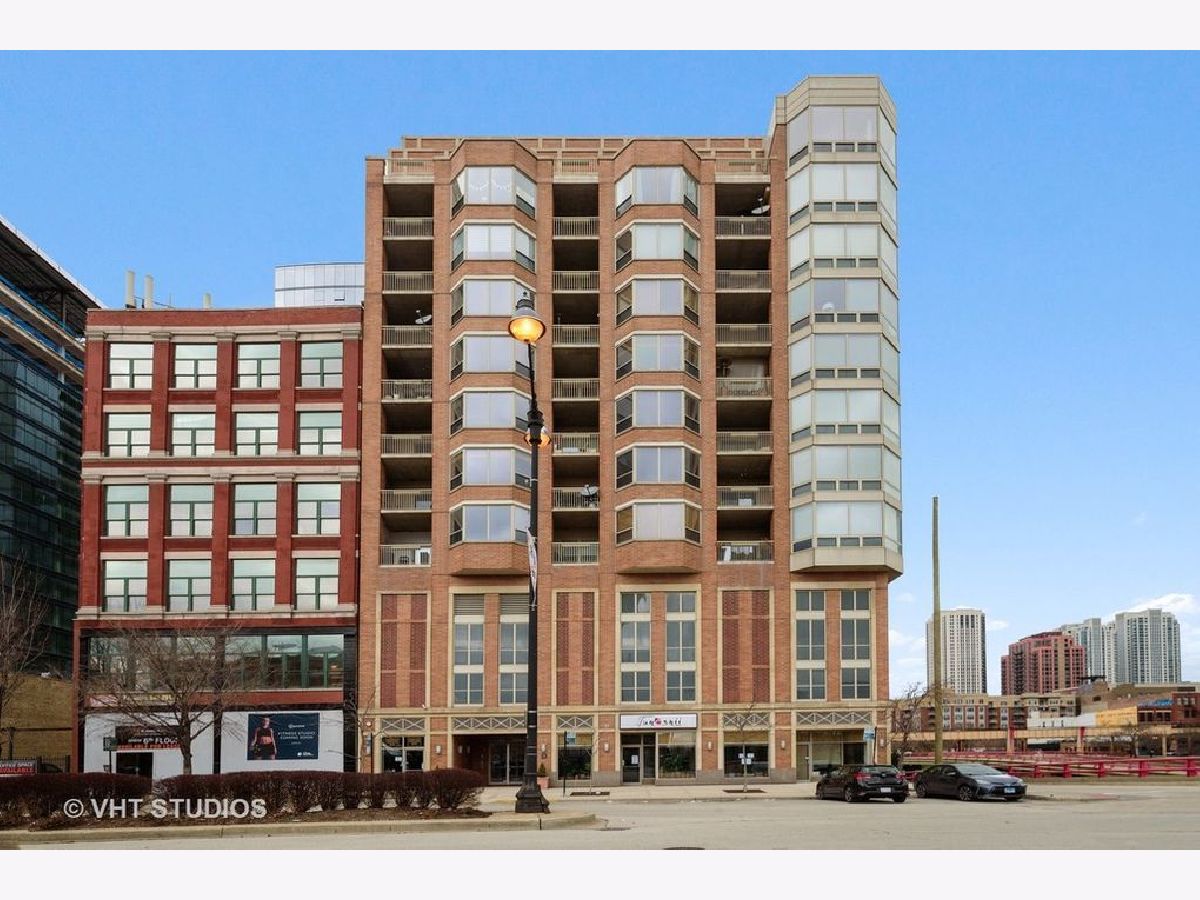 Condominiums Rented City View Tower Chicago Illinois, 720 Randolph