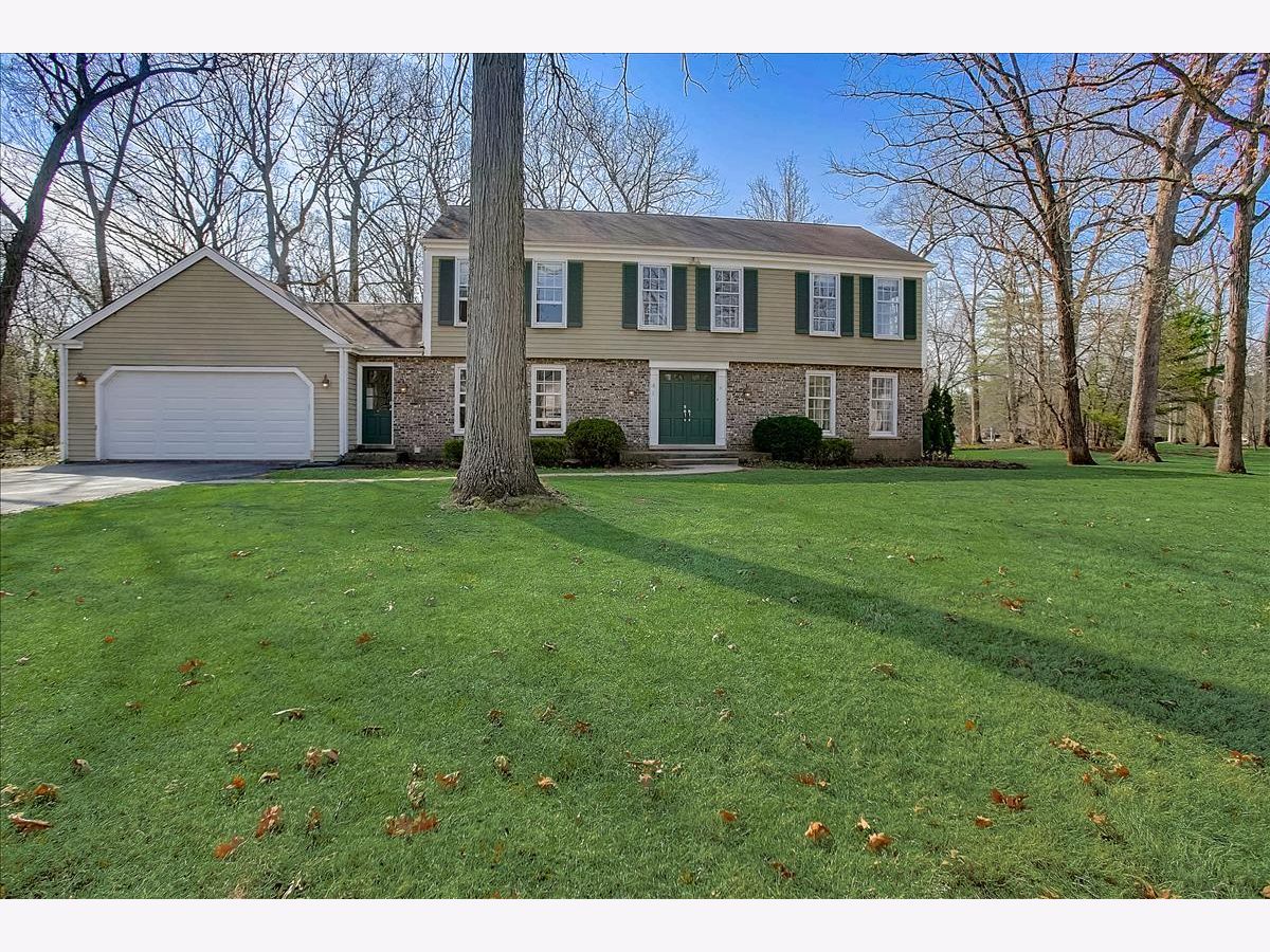 Homes Sold Lincolnshire Square Lincolnshire Illinois, 1 Queens