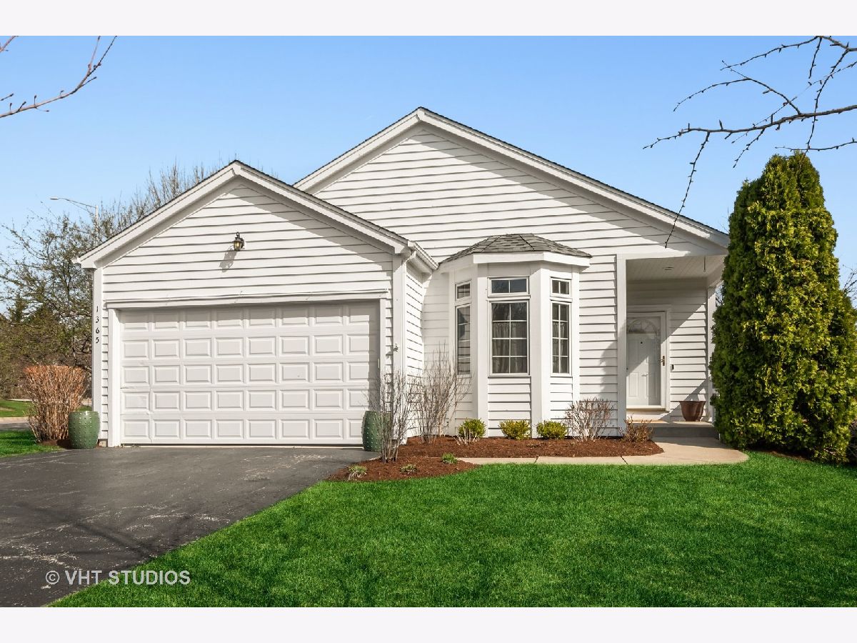 Townhomes & Homes Sold Victorian Village Gurnee Illinois, 1365 Queen Ann