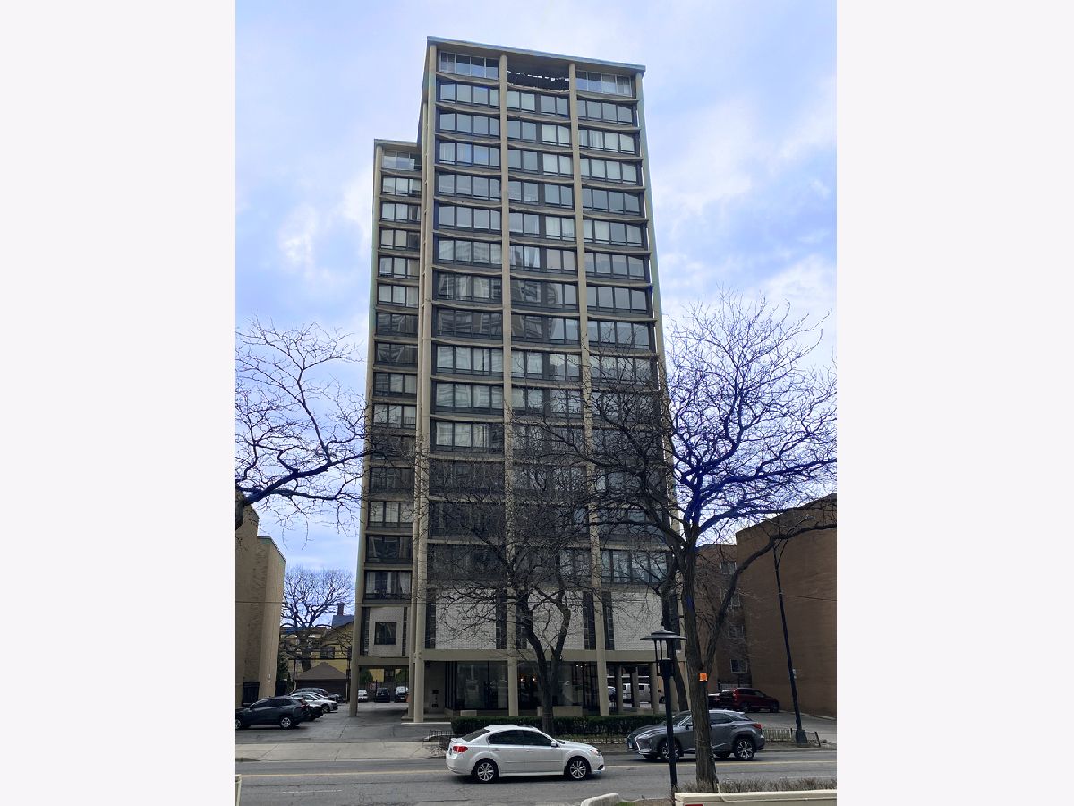 Condos & Townhomes Sold Sheridan Shores Chicago Illinois, 5740 Sheridan