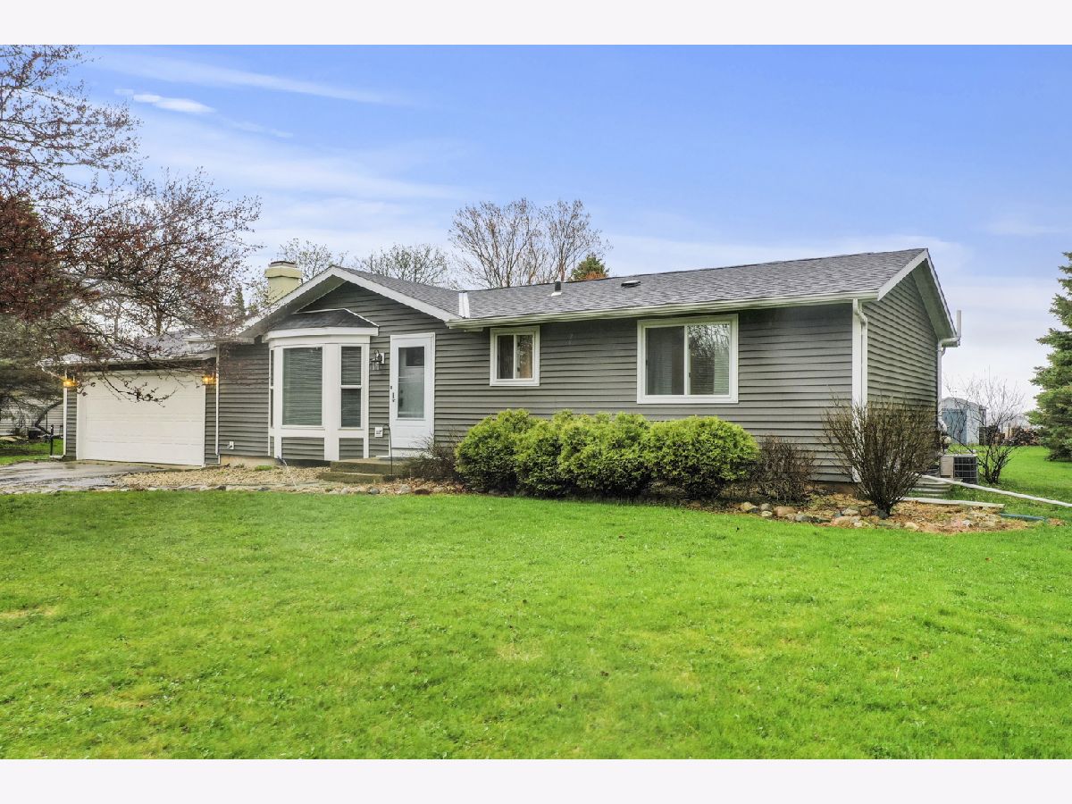  Sold Elkhorn Wisconsin, 1009 Robincrest