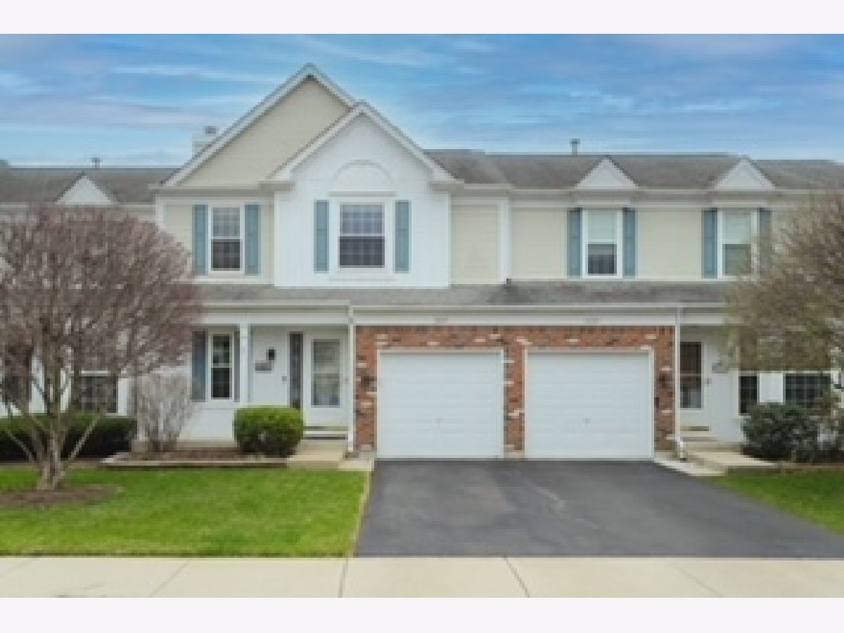 Victoria Ridge Downers Grove IL, Townhomes For Sale & For Rent Sadie