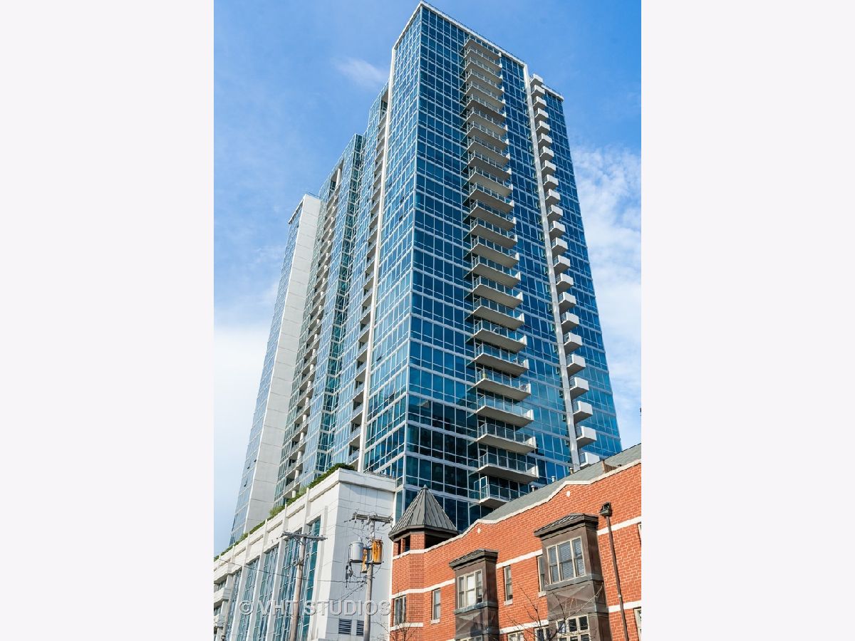 Condominiums Sold Adler Place Chicago Illinois, 1629 Prairie