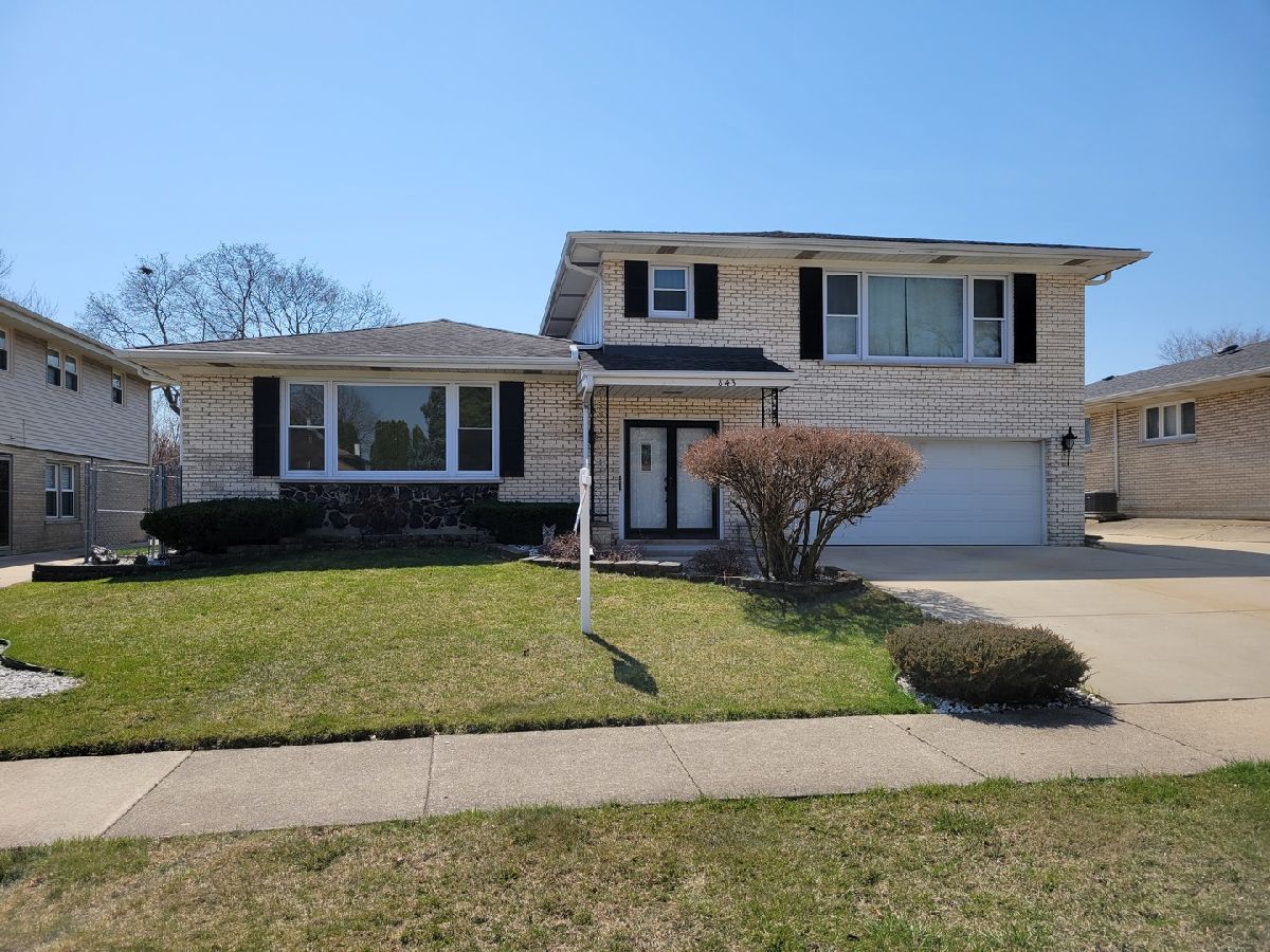 Homes Rented Heritage Addison Illinois, 843 Heritage