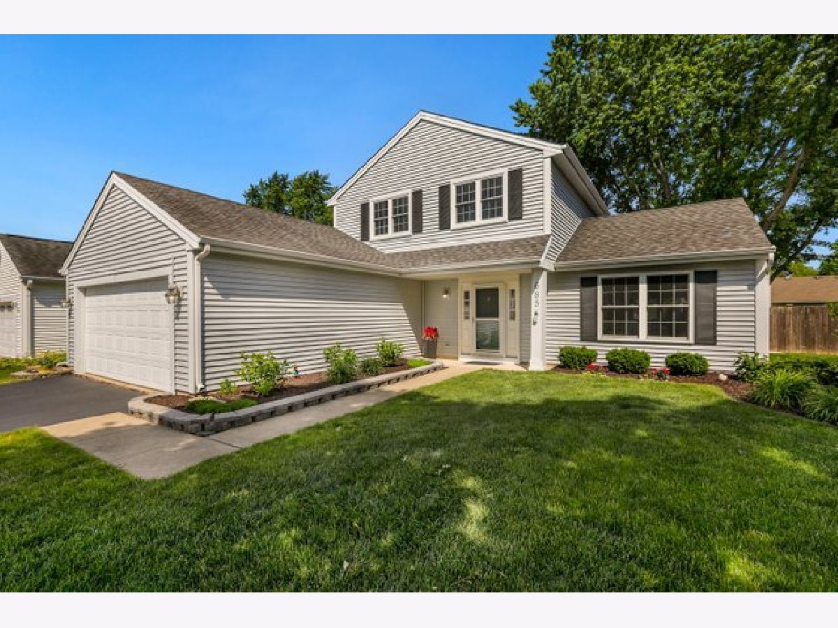 Homes Sold Pine Ridge Of North Hill Carol Stream Illinois, 685 Paxton