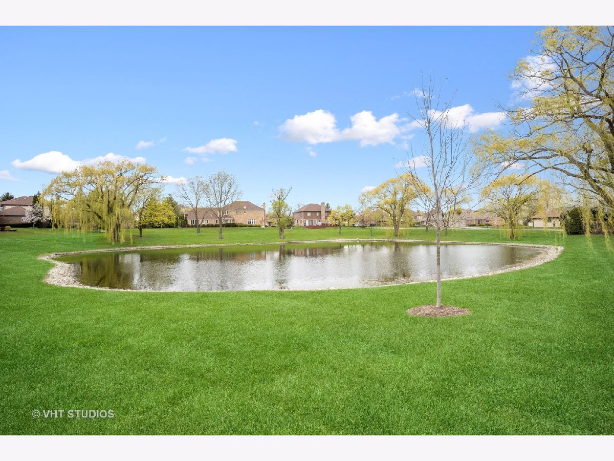 Homes Sold Courts Of Russetwood Arlington Heights Illinois, 2602 Warwick