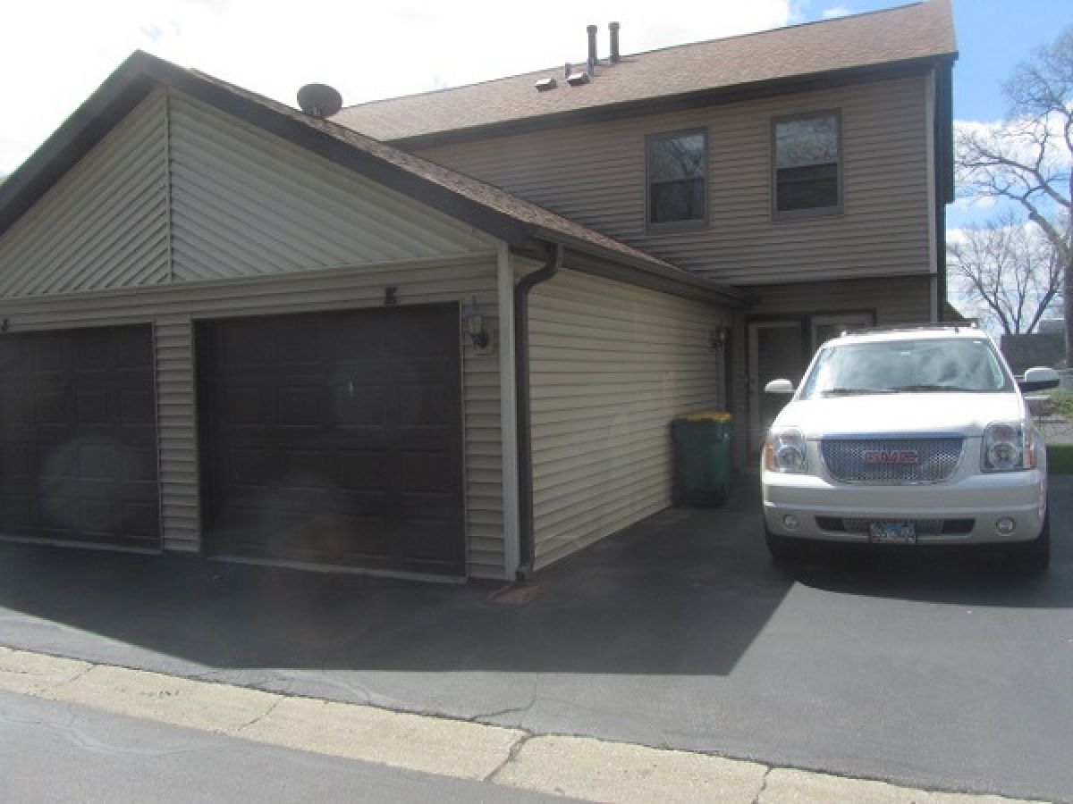 Townhomes Sold Eagle Point Townhomes Fox Lake Illinois, 150 Eagle Point