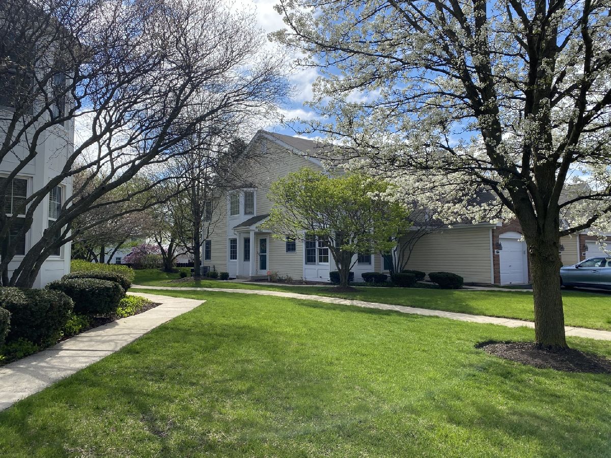 Condos & Townhomes & Homes Sold Williamsburg Village Geneva Illinois, 564 Bradbury