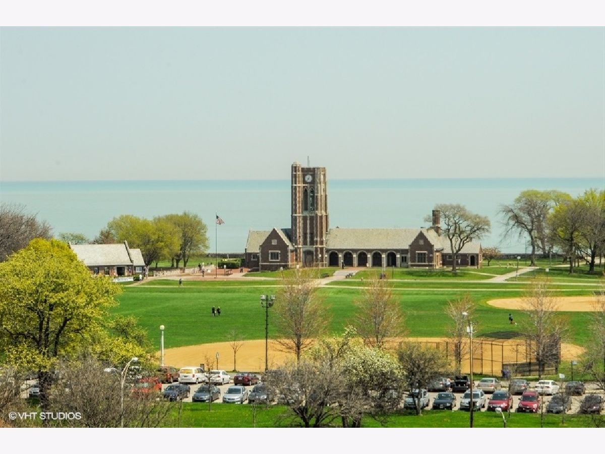 Condominiums Sold New York Condominiums Chicago Illinois, 3660 Lake Shore