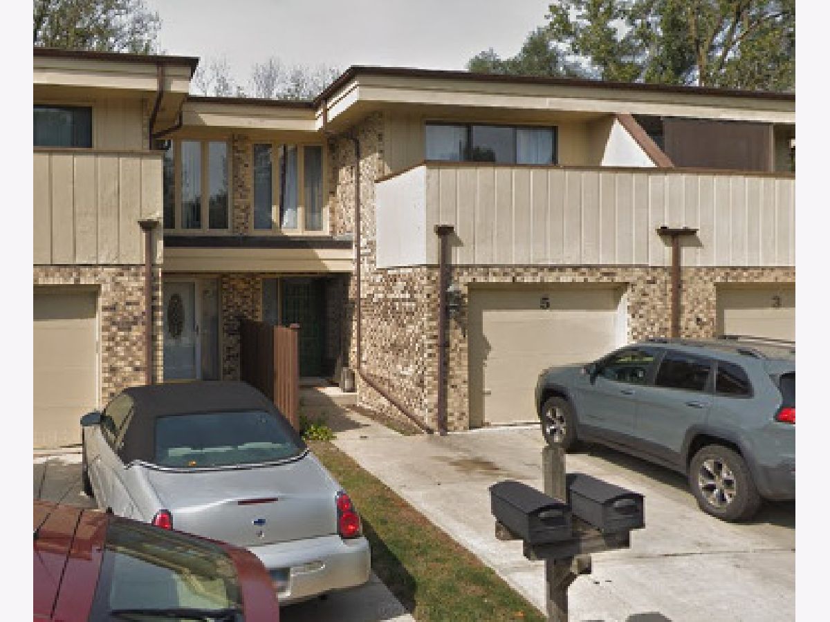 Townhomes Sold Villa Caprell Palos Heights Illinois, 5 Sorrento
