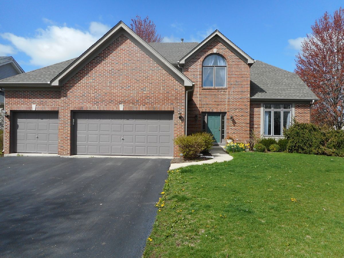 Homes Sold Harris Farm Aurora Illinois, 1606 Merle