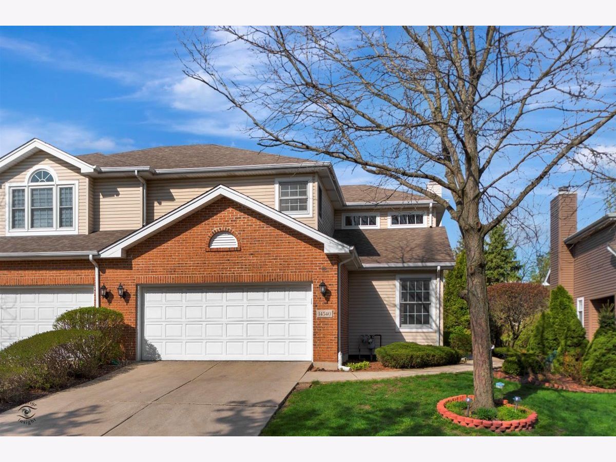 Townhomes Sold Oak Forest Club Oak Forest Illinois, 14540 Club Circle